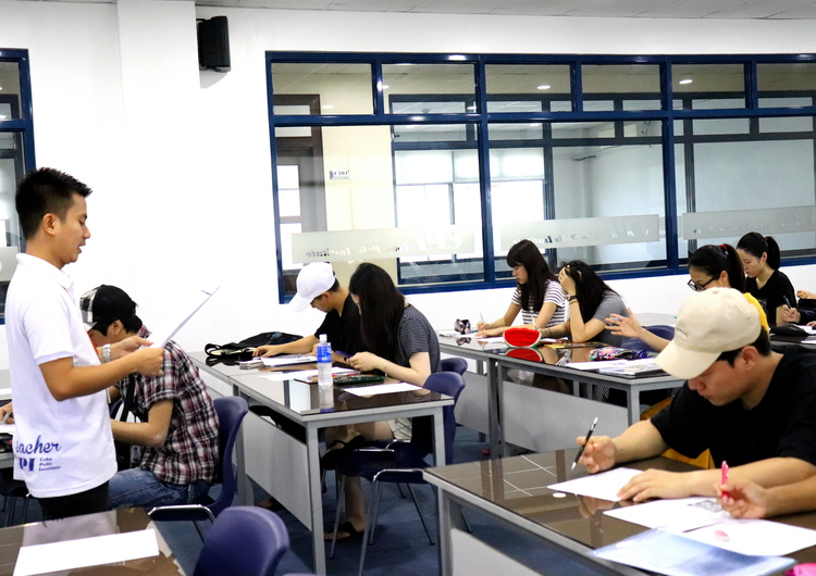 グループクラス