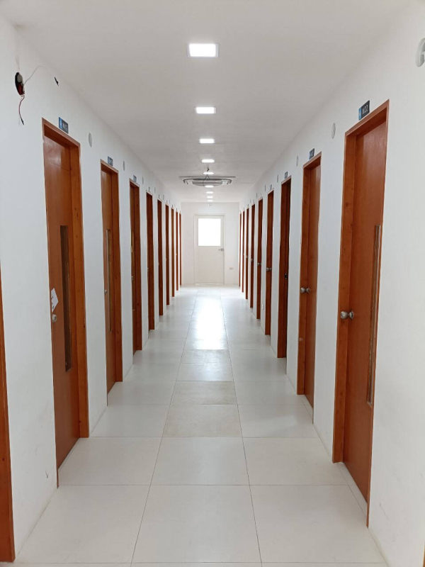 The hallway 1 floor