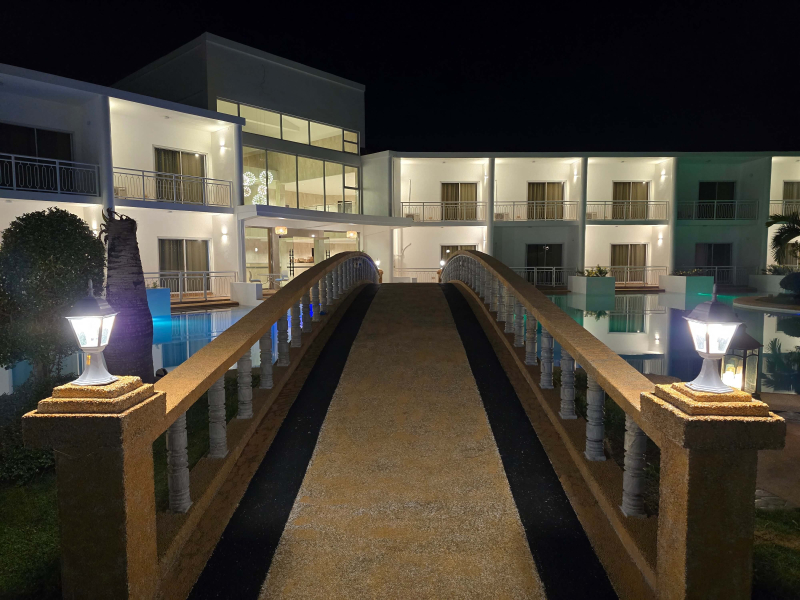 Night Campus 3