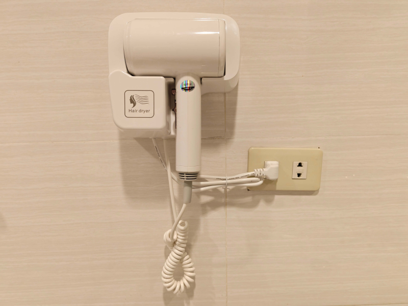 Lavatory2