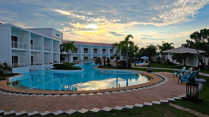 Pool 1
