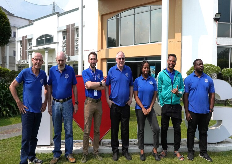 ネイティブ講師陣