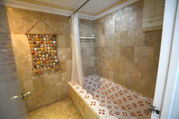 本物の最高級施設のセブ島留学と呼ぶにふさわしいラグジュアリー感は唯一無二。浴槽もあり、日本人にはうれしい仕様満載がジーニアスイングリッシュ流です。